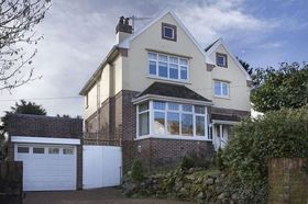 4 bedroom Detached f...